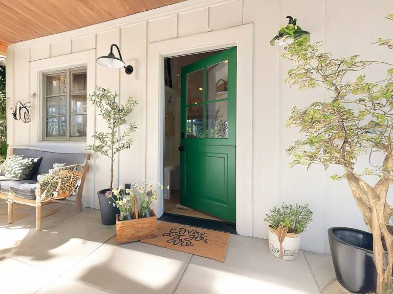 Harris Door & Millwork product photography