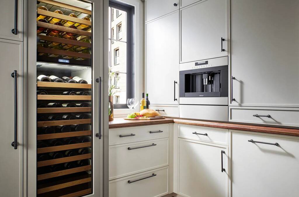 Top Knobs Cabinet Hardware